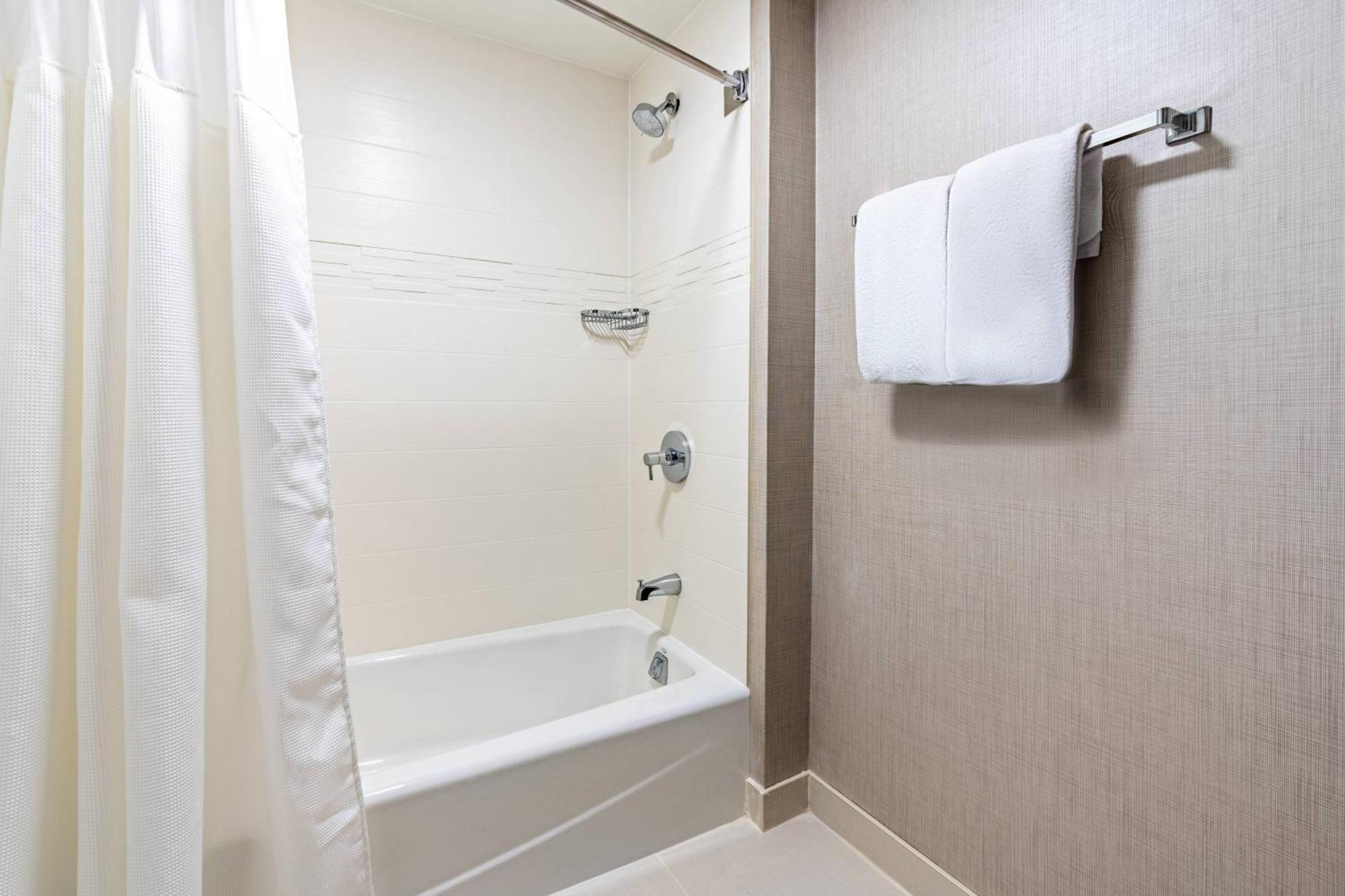 Residence Inn By Marriott Halifax Downtown Екстериор снимка